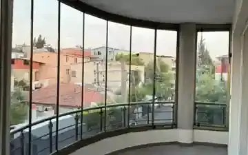 Katlanır cam balkon sistemi (ısıcamsız) — temsilî görsel