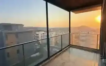 Gerçek Arnita sürme cam balkon uygulaması
